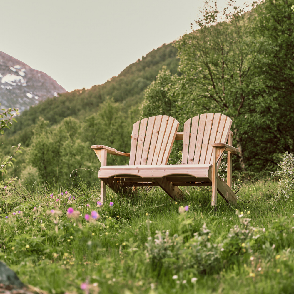 Canadian outdoor classic hotsell adirondack